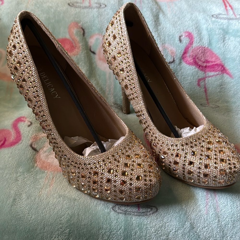 Gold sparkle heels